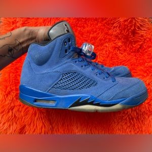 Jordan 5 retro Blue size 9